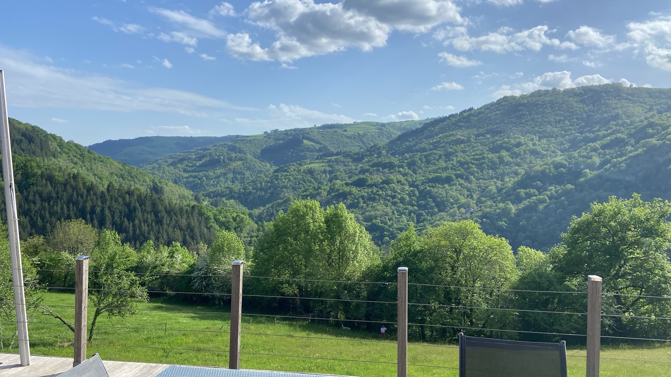 Panorama de la vallée du Lot dans le nord Aveyron
